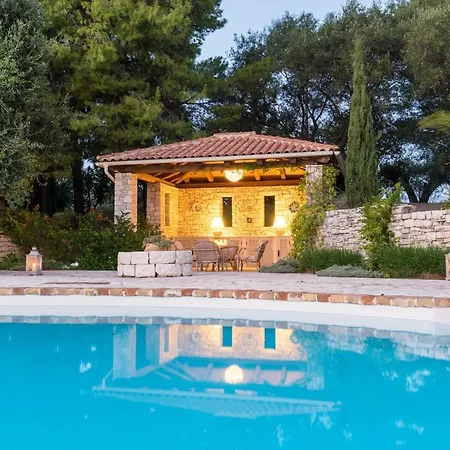 Avra Villa